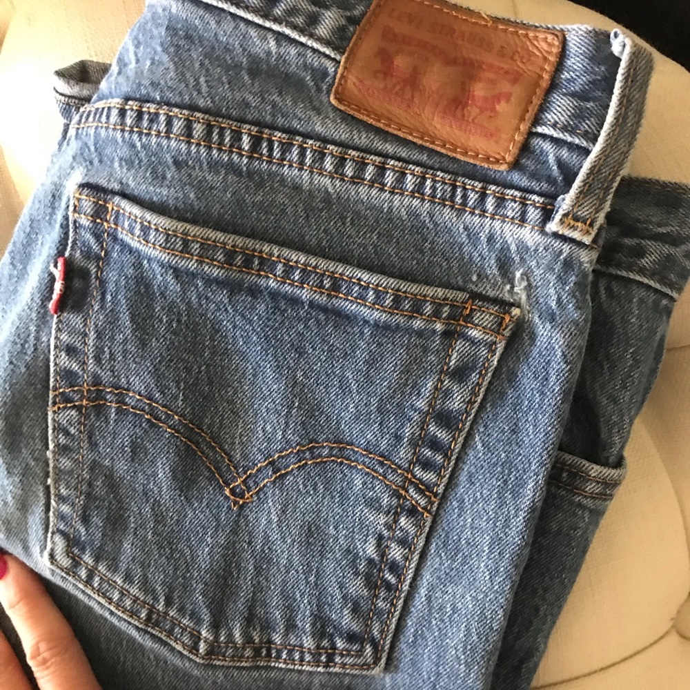 Levi’s high waisted vintage 💎